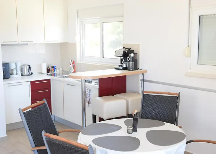 דירה Luger 2. Stock Ražanj